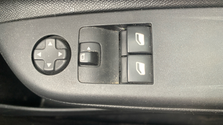 Vauxhall Corsa 1.2 SE 5dr Petrol Hatchback